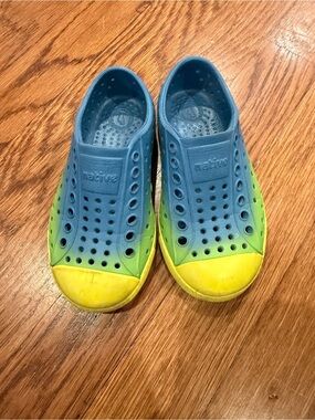 Native Kids Water Shoes — Blue, Green & Yellow Slip-On Clogs